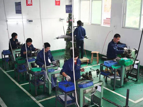 模具配件加工區(qū)